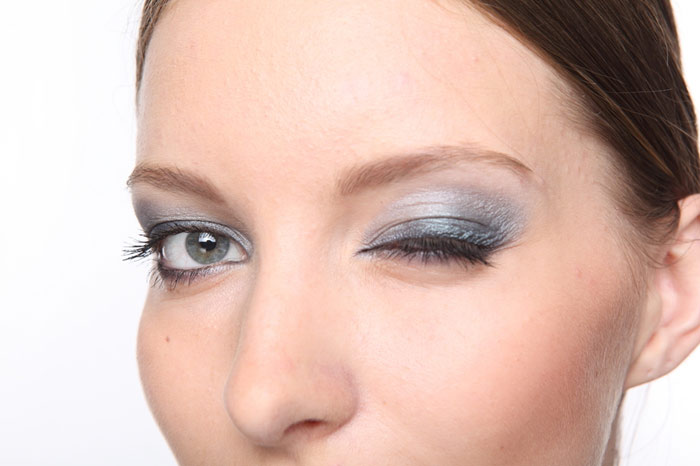 700-eye-makeup-woman-face-skin-beauty-eyeshadow-smart-ok