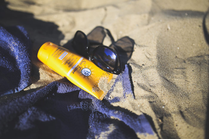 suntan-beach-sun-tanning-sunblock-balm-on-the-beach